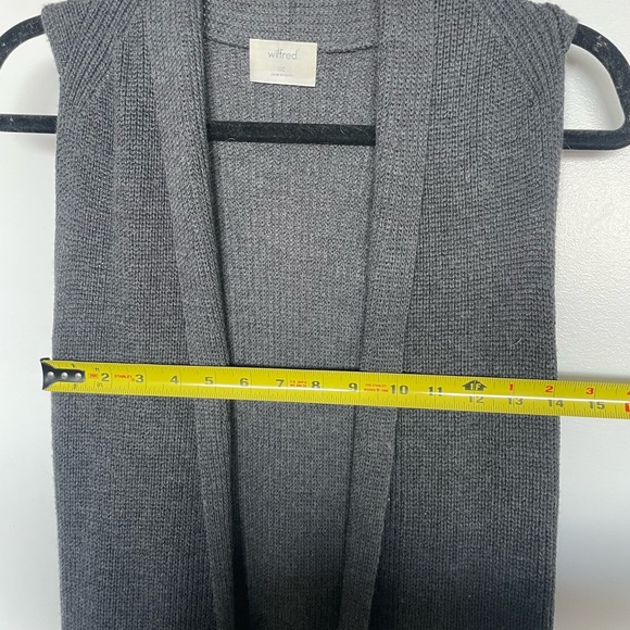 Wilfred 100% Merino Wool long vest - Picture 6 of 7